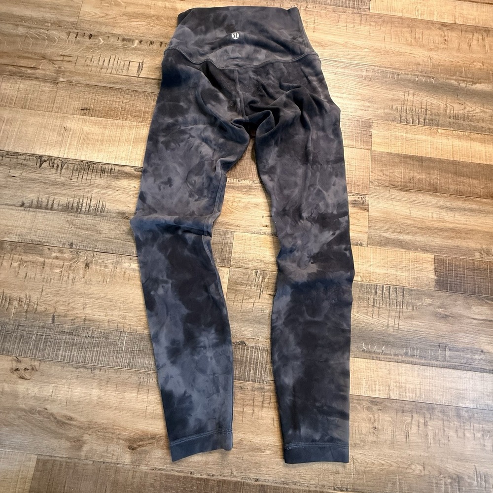 Women Lululemon Align Pant 24" Diamond Dye Pitch Grey Graphite Grey Size 2